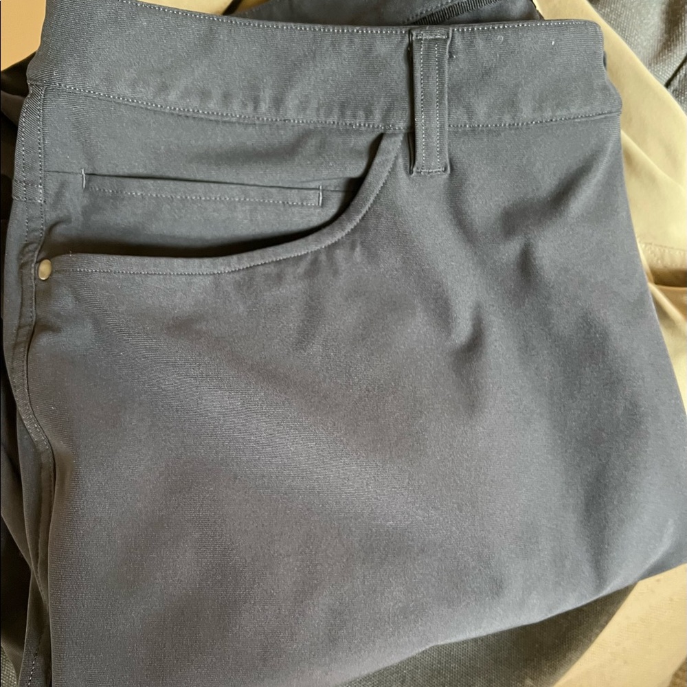 Lululemon Mens ABC pant
